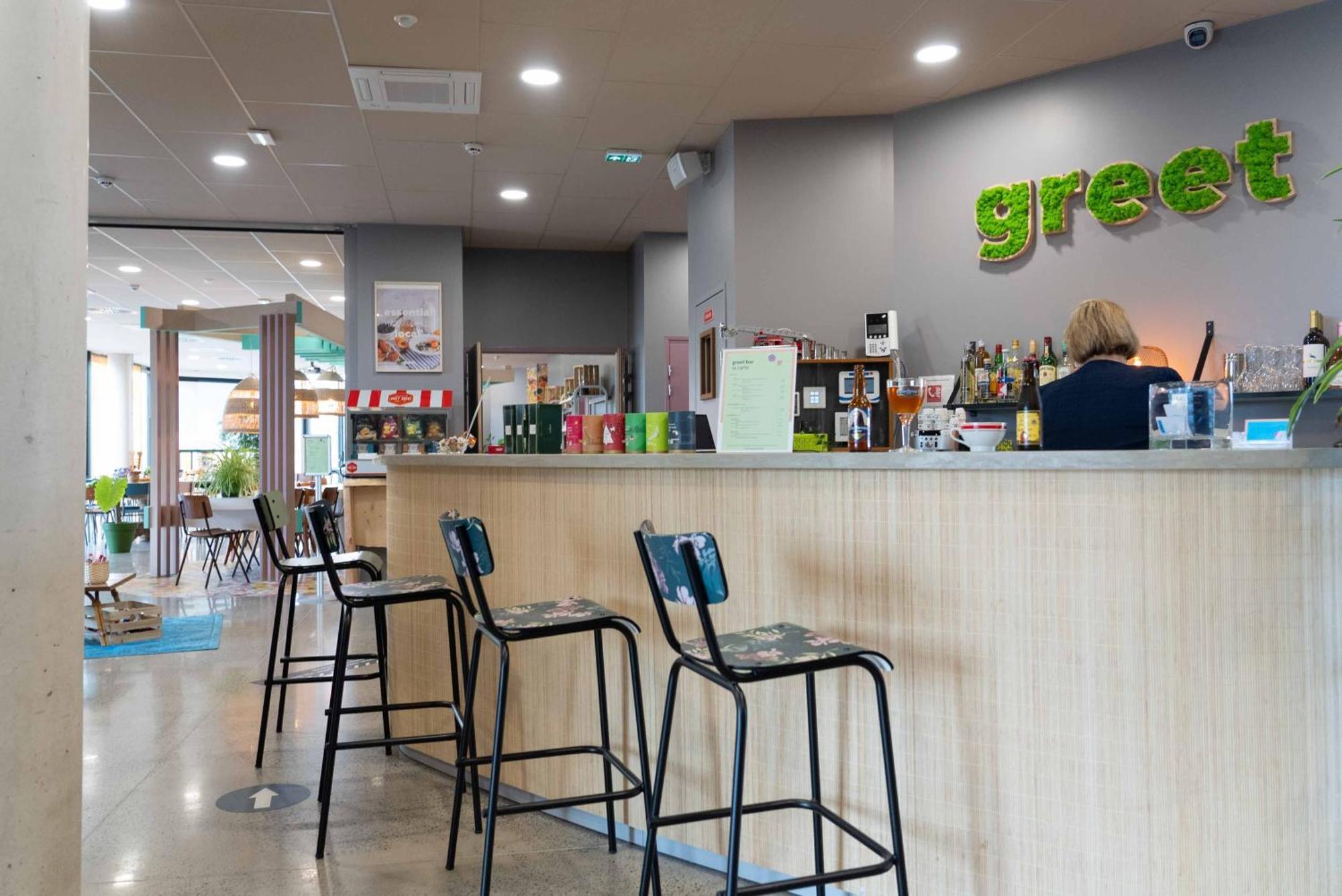 Greet Hotel Rennes Pace Экстерьер фото